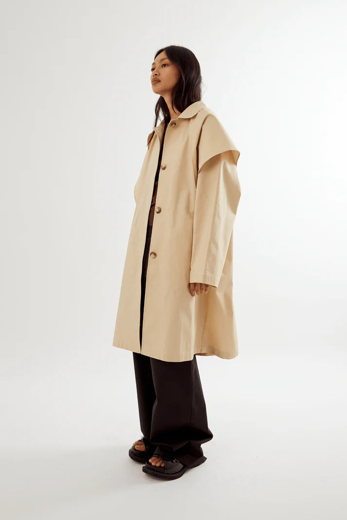 Commonplace - Summer Trench - Tan