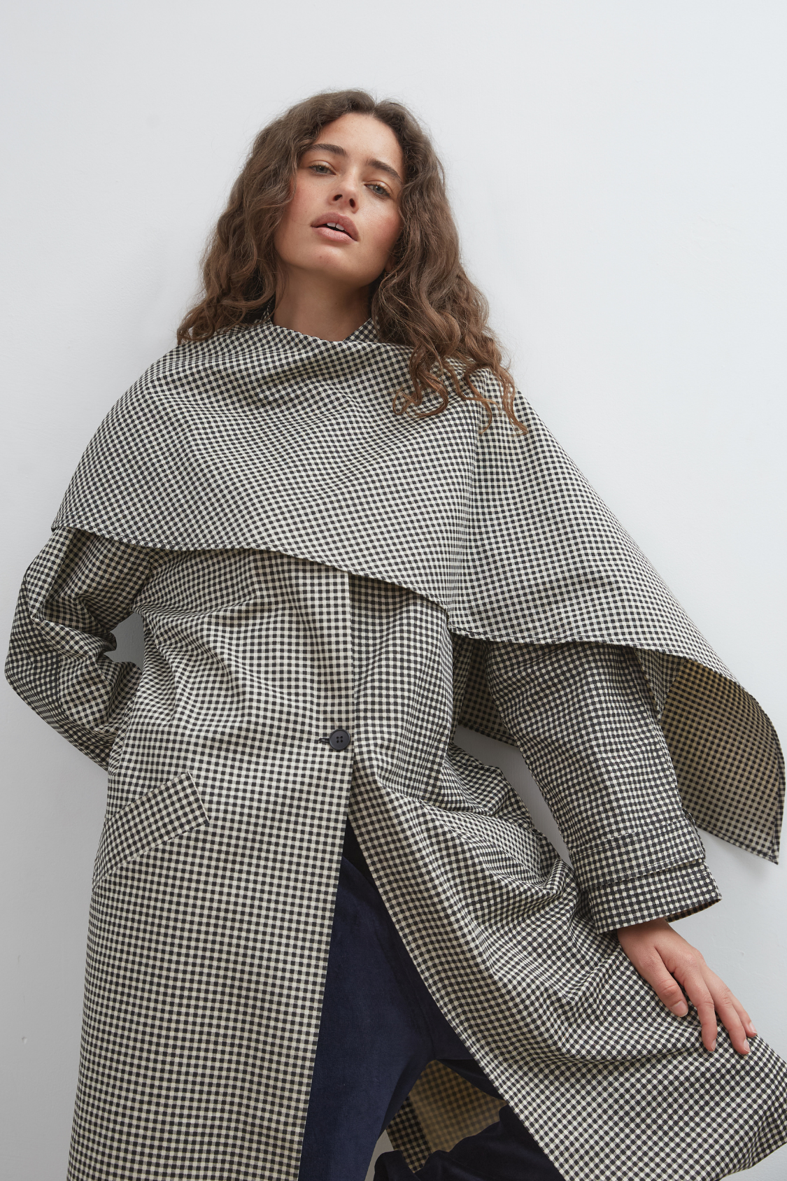 Commonplace - Lady Gingham Trench - Black White