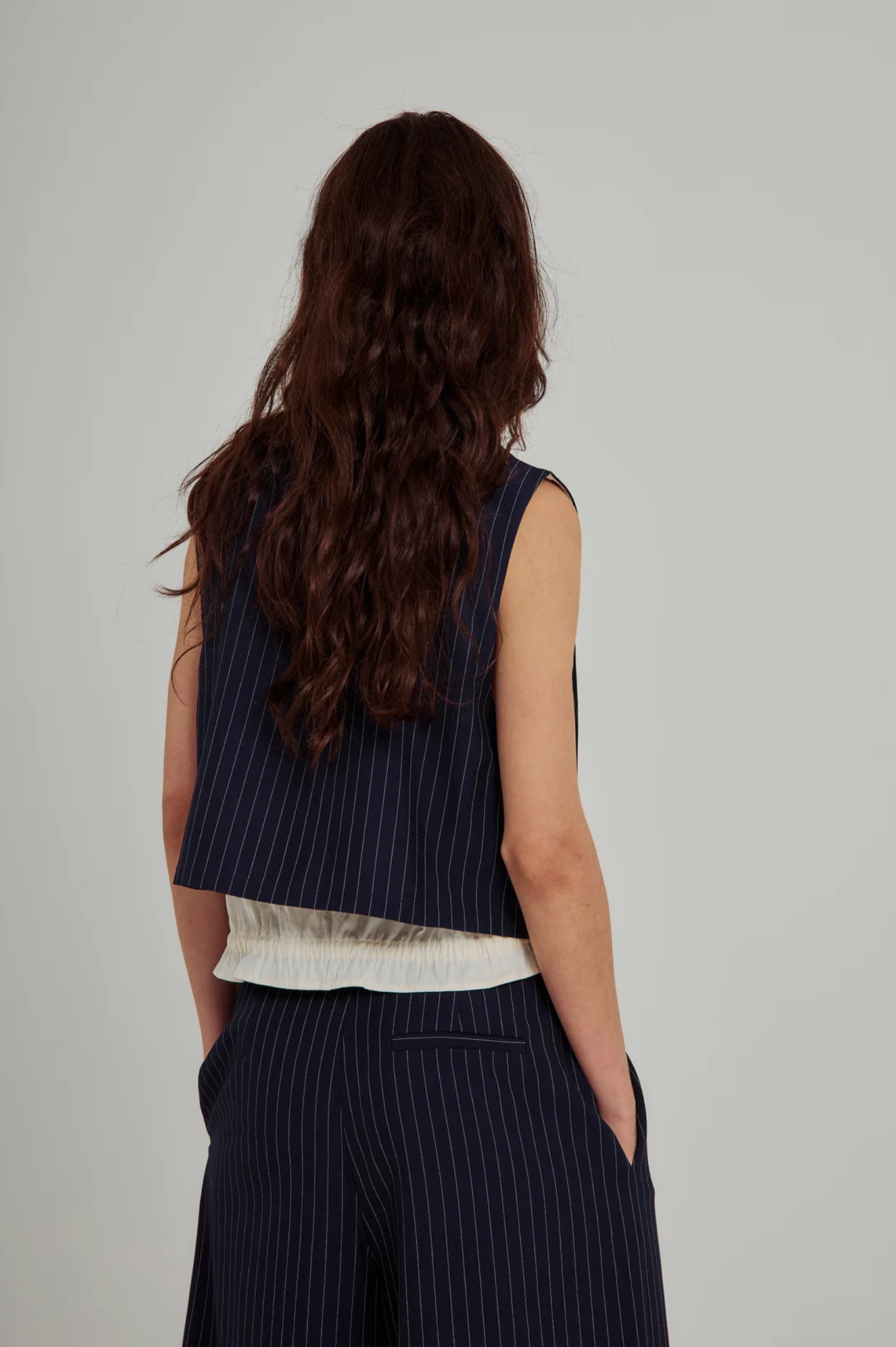Norr - Neo Pinstripe SL Top - Navy Pinstripe