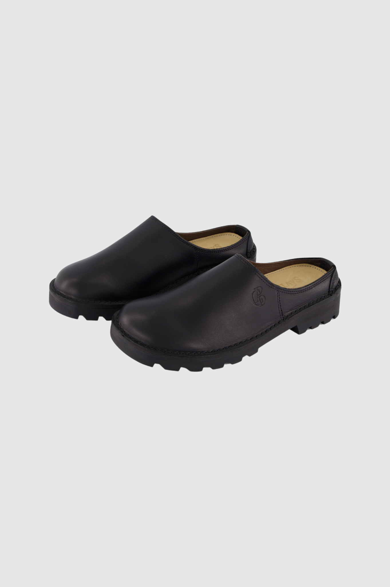 McKinlays x Commonplace Anderson Slip On - Black