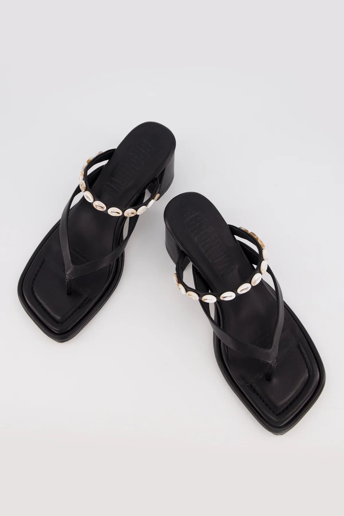 Bronwyn - Leilani - Black