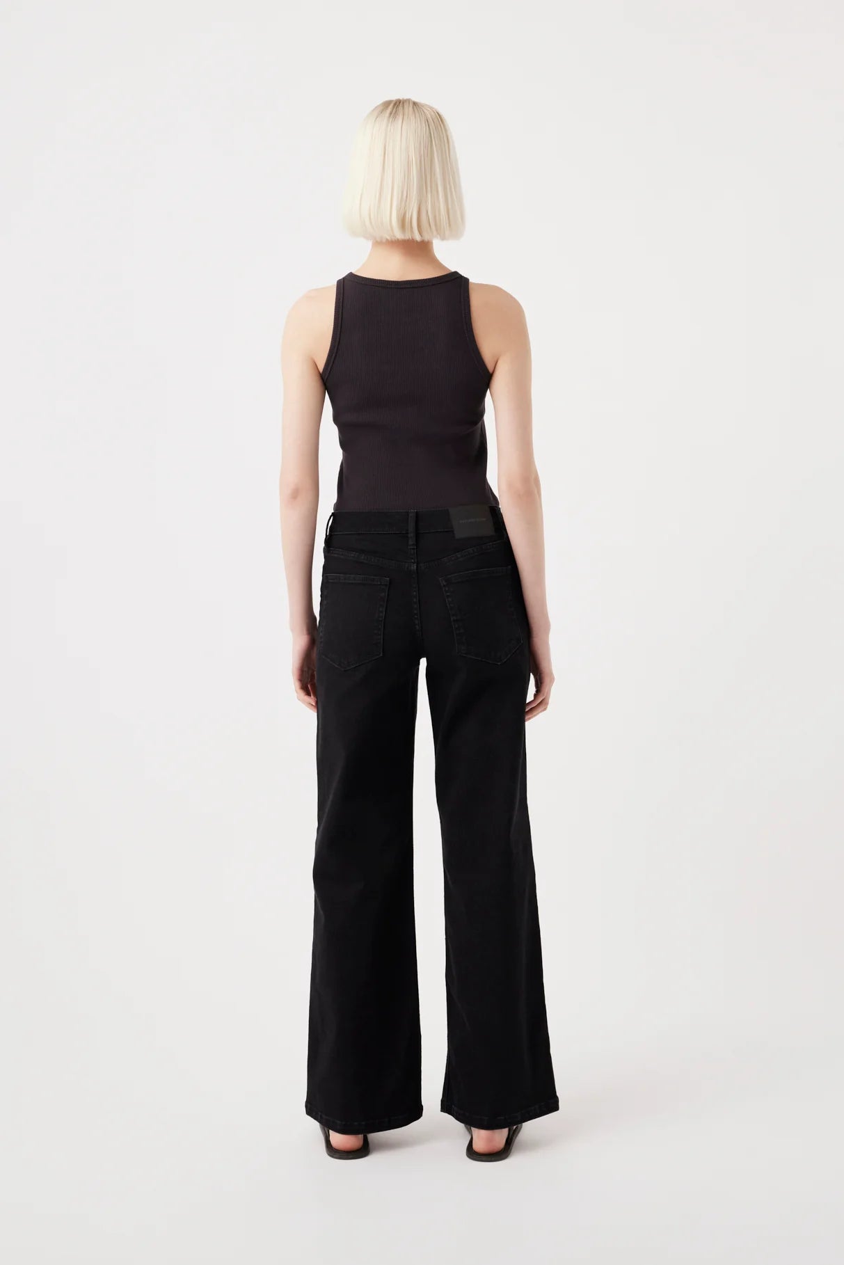 Outland Denim - Mia Mid-Rise Wide Leg Jean - Black