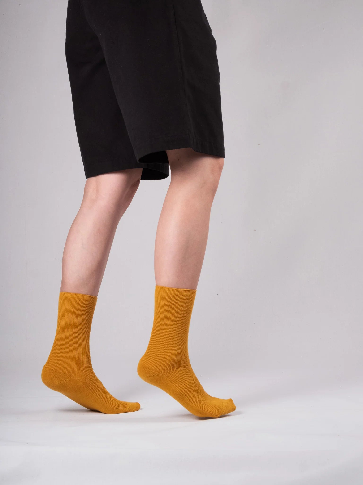 Common Garden - Fine Ribbed Cotton Socks - Mustard