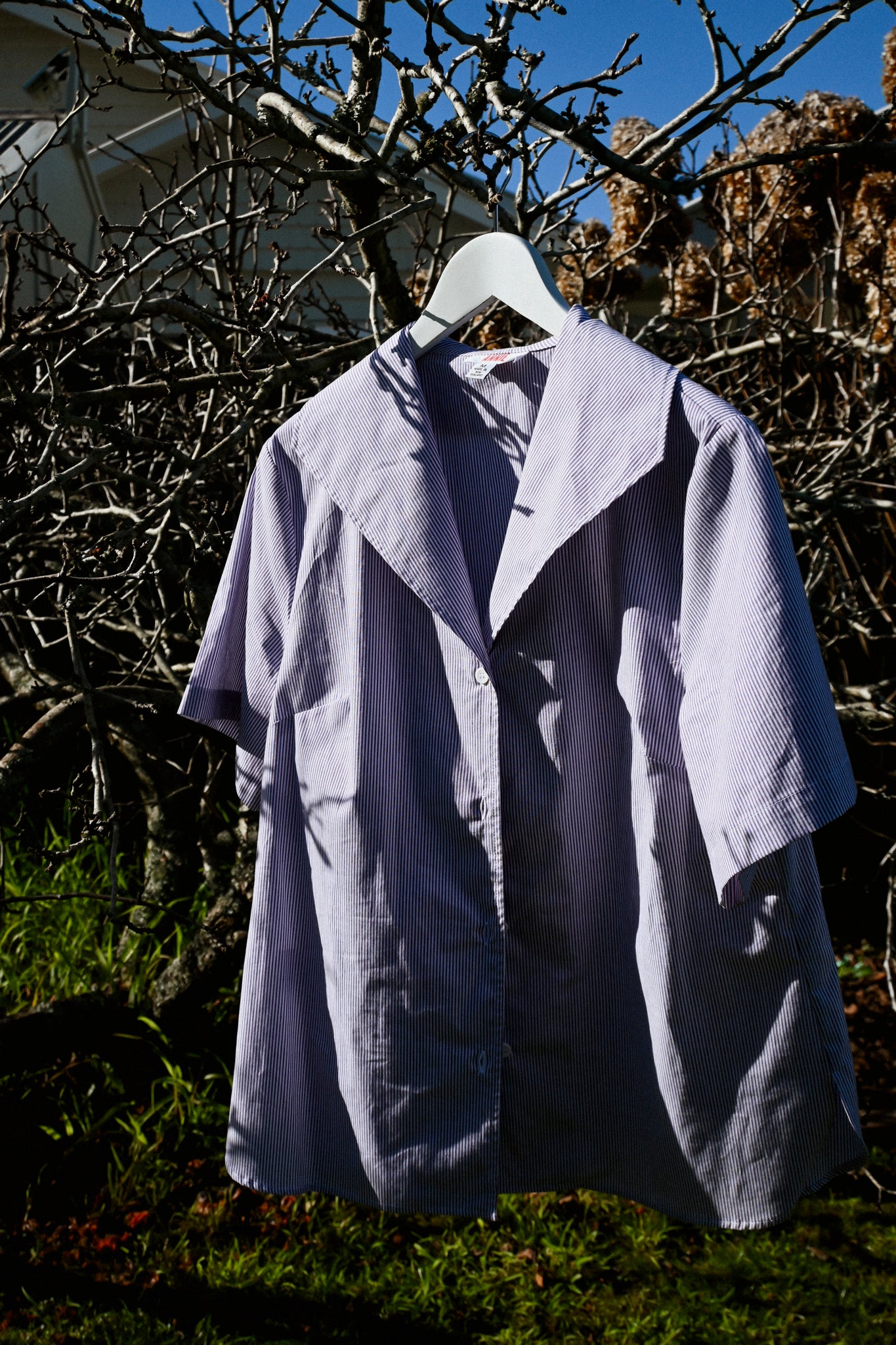 ANNIE - Fold Blouse - Lavender Pinstripe