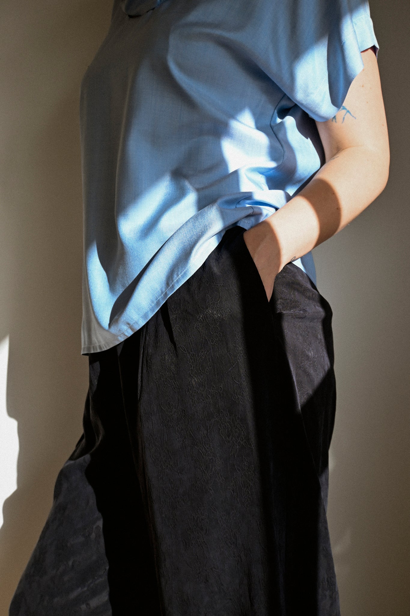 ANNIE - Soft Tailored Trouser - Ink Blue