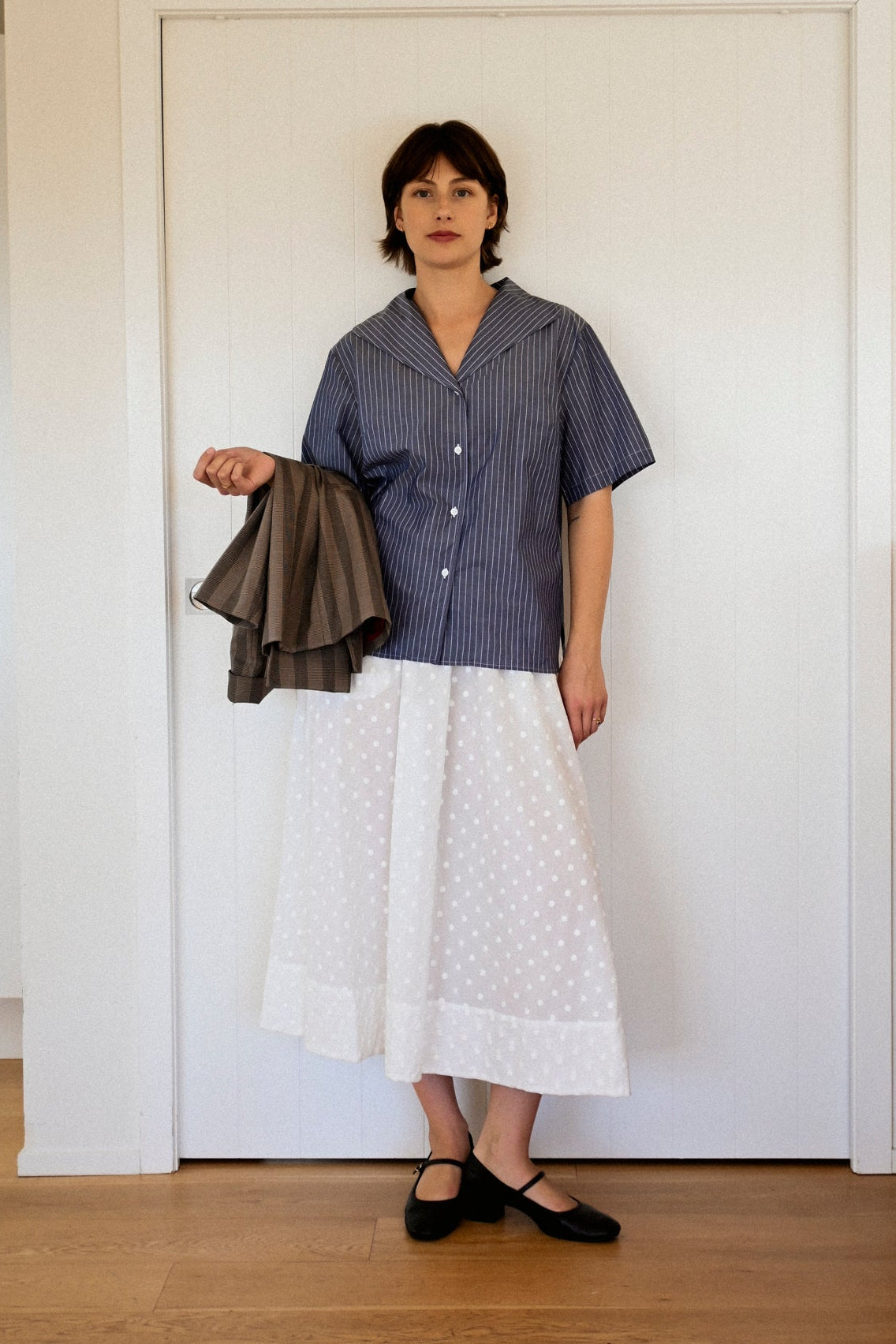ANNIE - Fold Blouse - Chambray Pinstripe