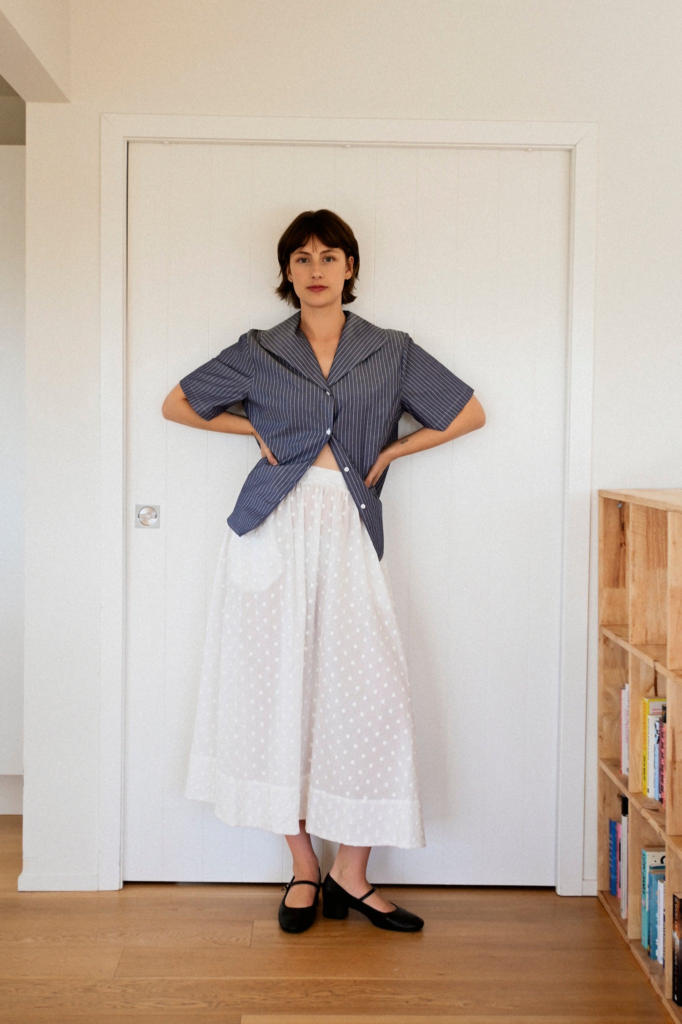 ANNIE - Fold Blouse - Chambray Pinstripe