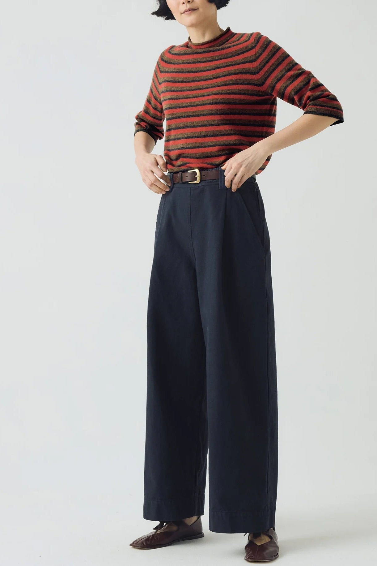 Toast - Cotton Canvas Pleat Front Trousers - Blue Navy