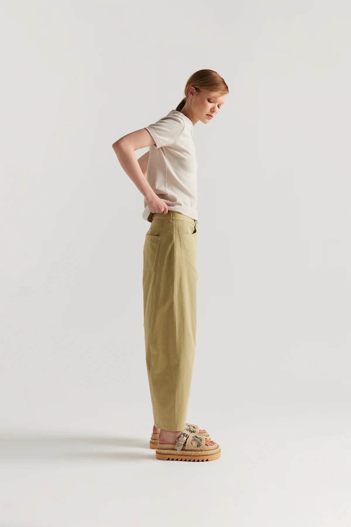 Kloke - Initial Dart Pant - Sand