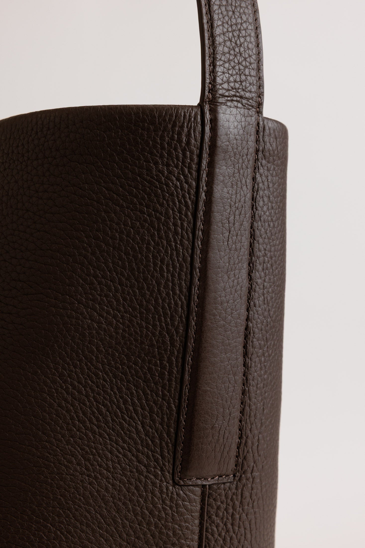 Yu Mei - Teresa Tote - Molasses Deer Nappa