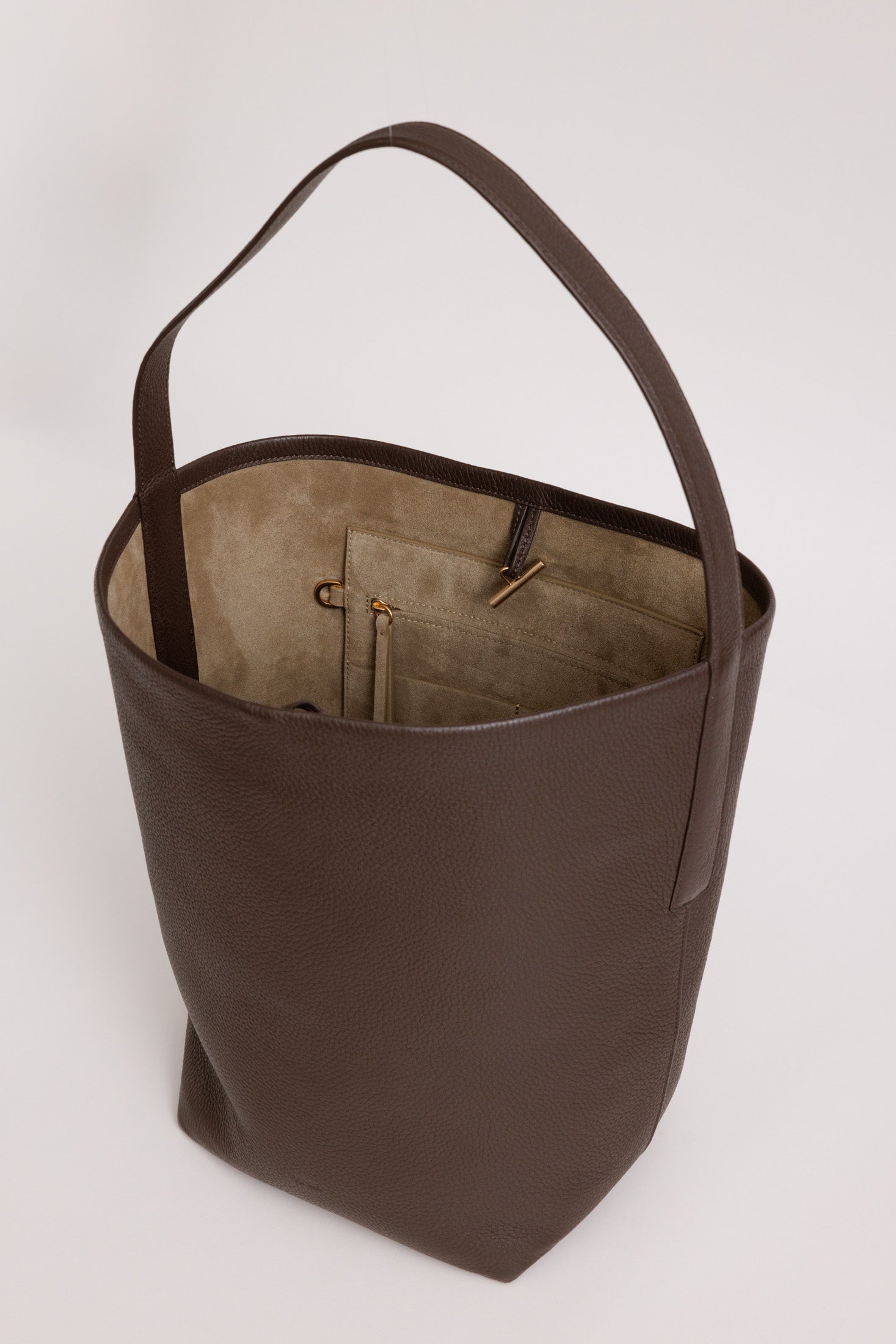 Yu Mei - Teresa Tote - Molasses Deer Nappa