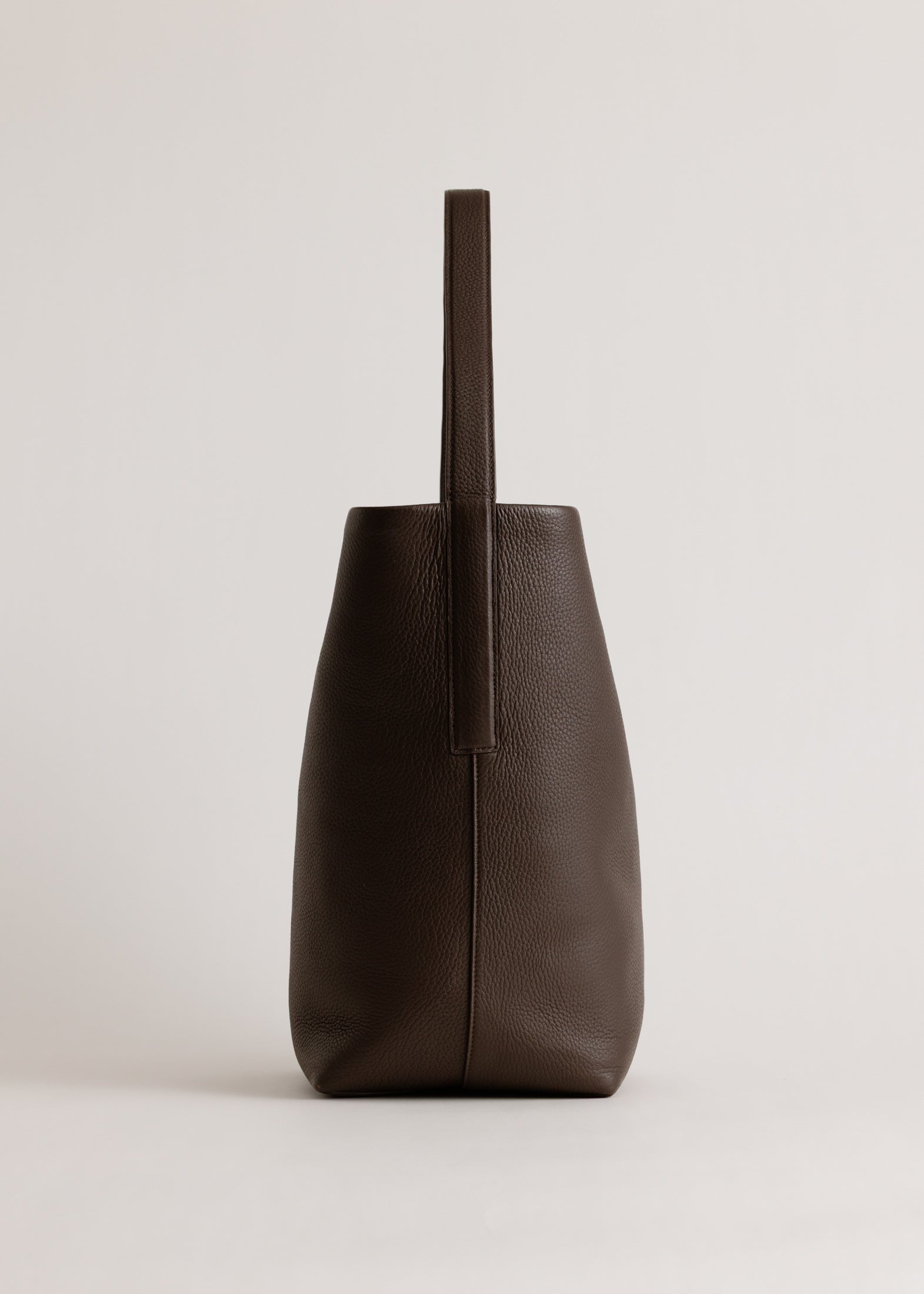 Yu Mei - Teresa Tote - Molasses Deer Nappa