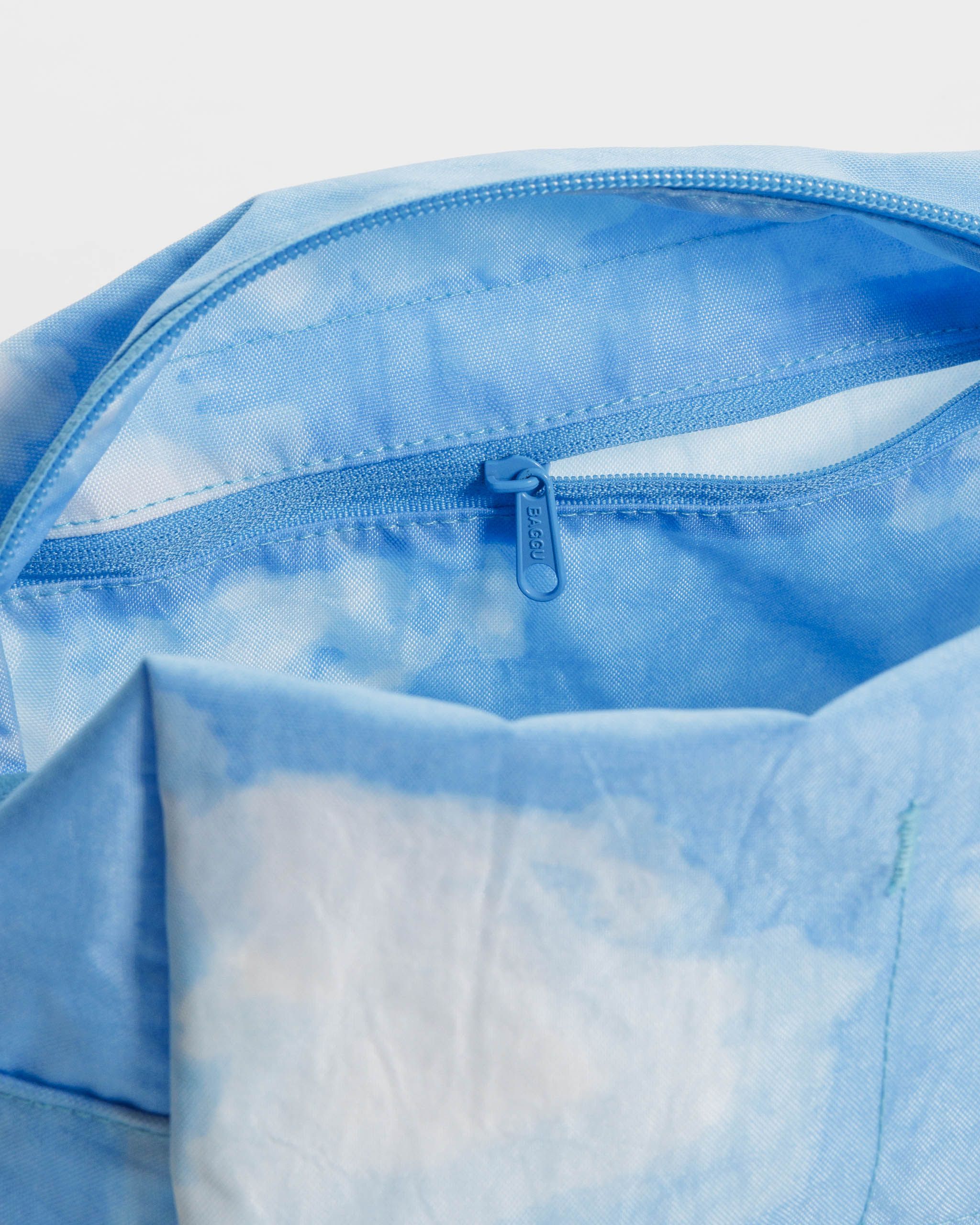 Baggu - Dopp Kit - Clouds