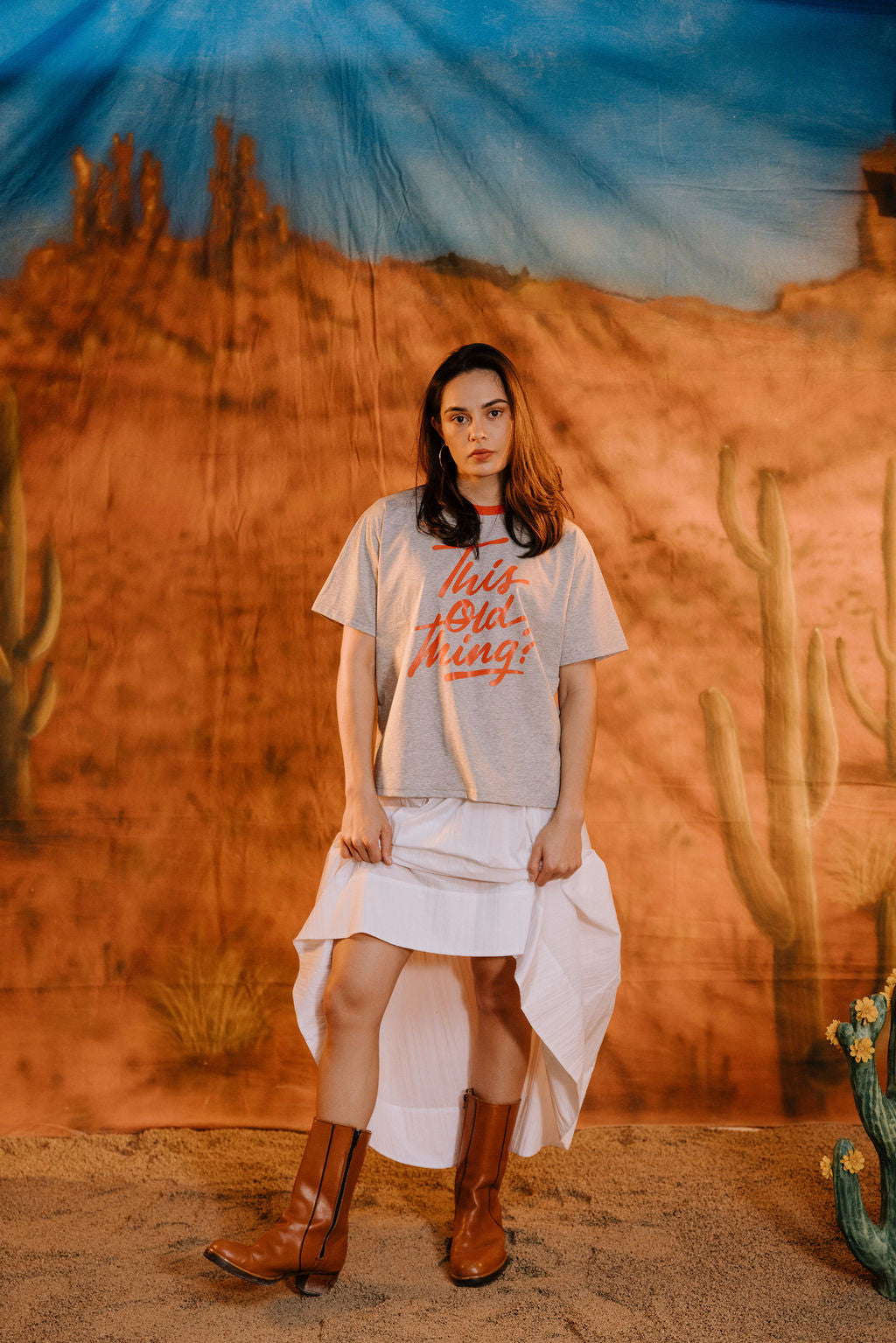 Annie - This Old Thing Tee - Grey/Red