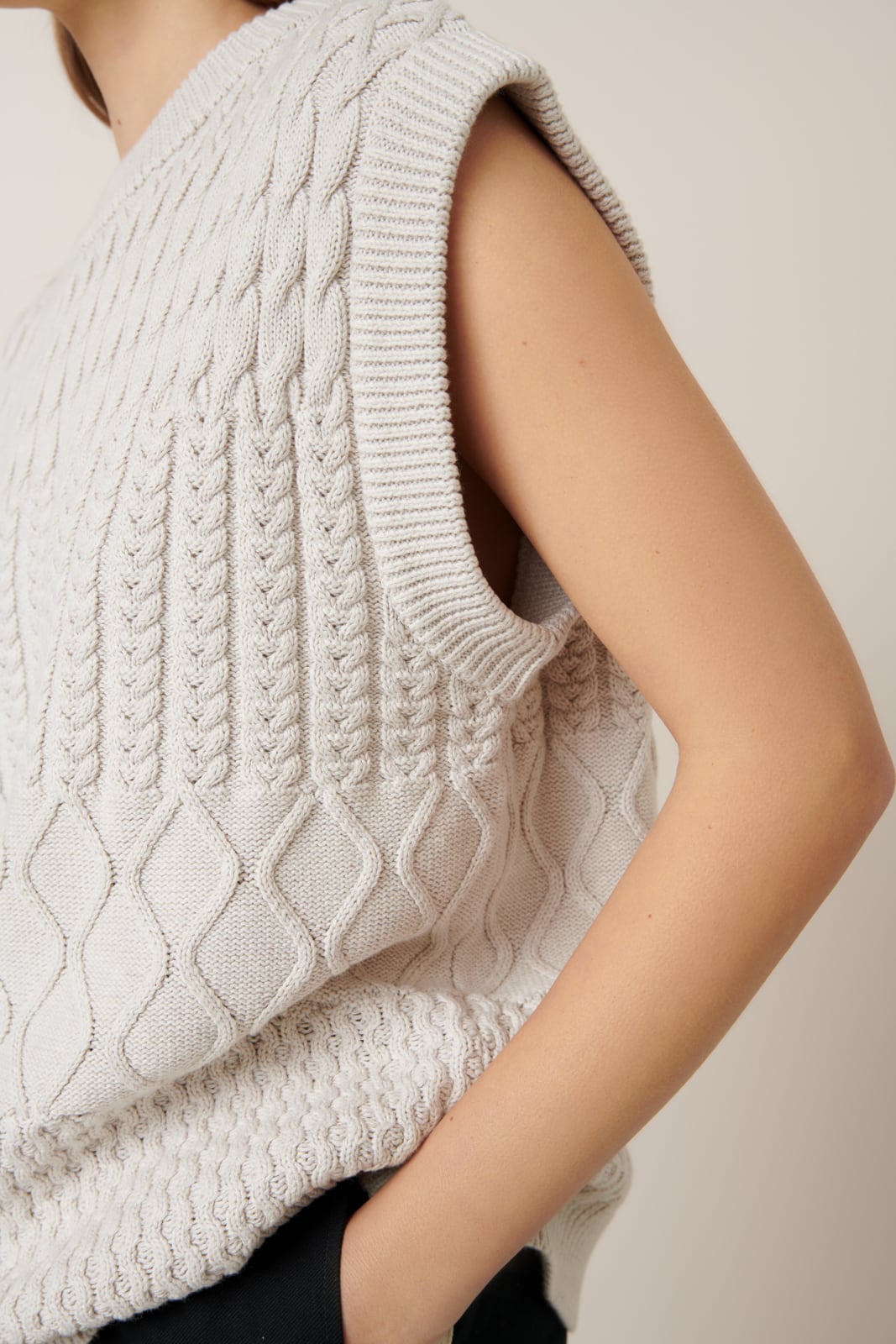 Kowtow - Aran Vest - Oat Melange