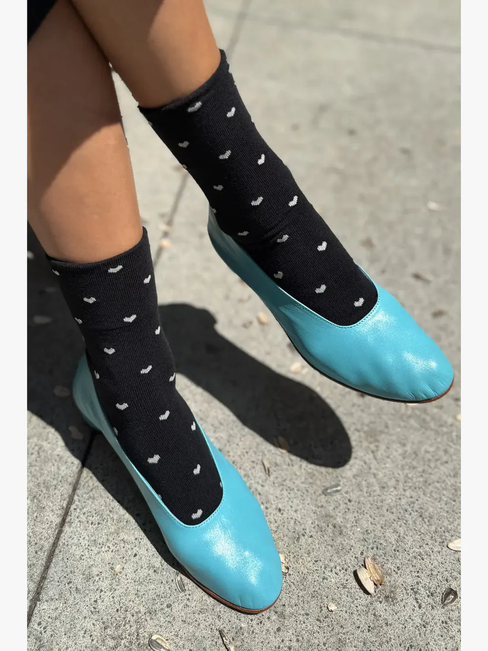 Le Bon Shoppe - Sneaker Socks - Black/White Heart