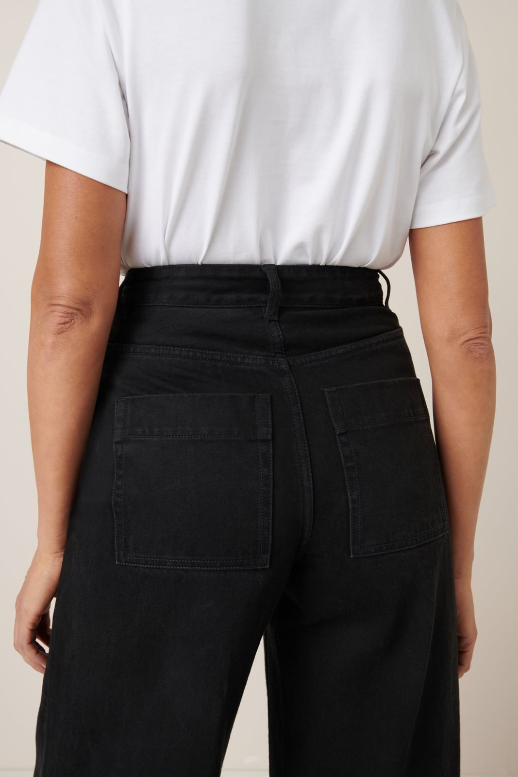 Kowtow - High Puddle Jeans - Black Denim