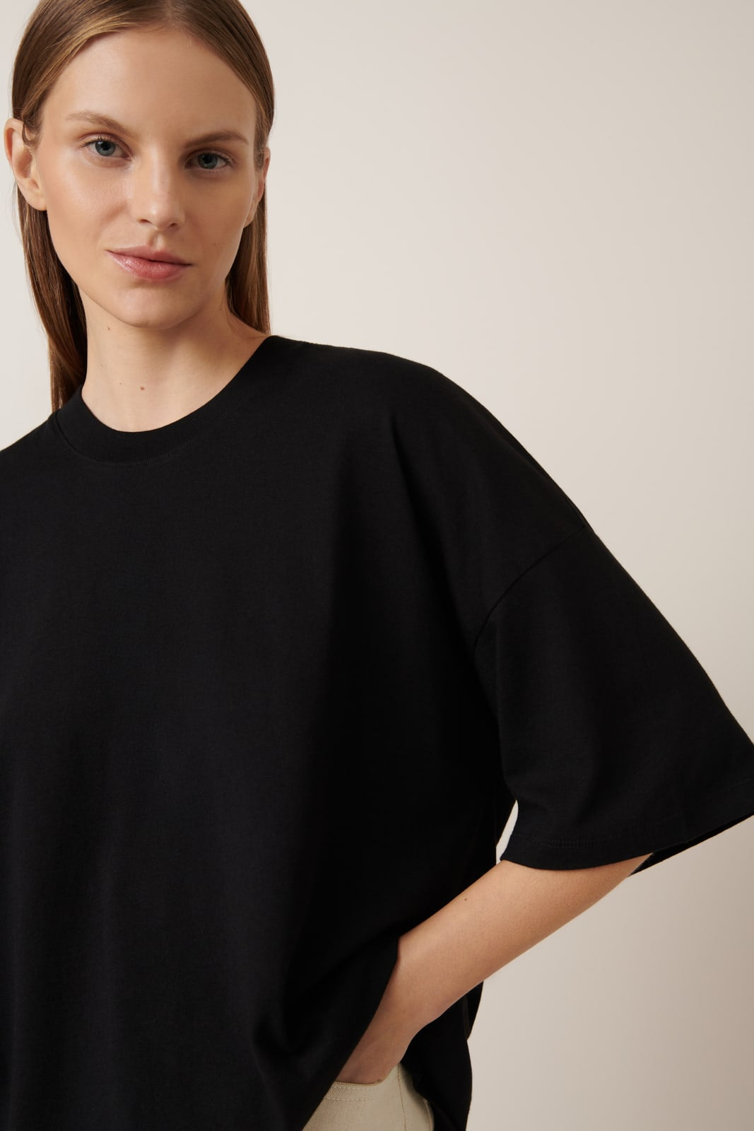 Kowtow - Oversized Boxy Tee - Black