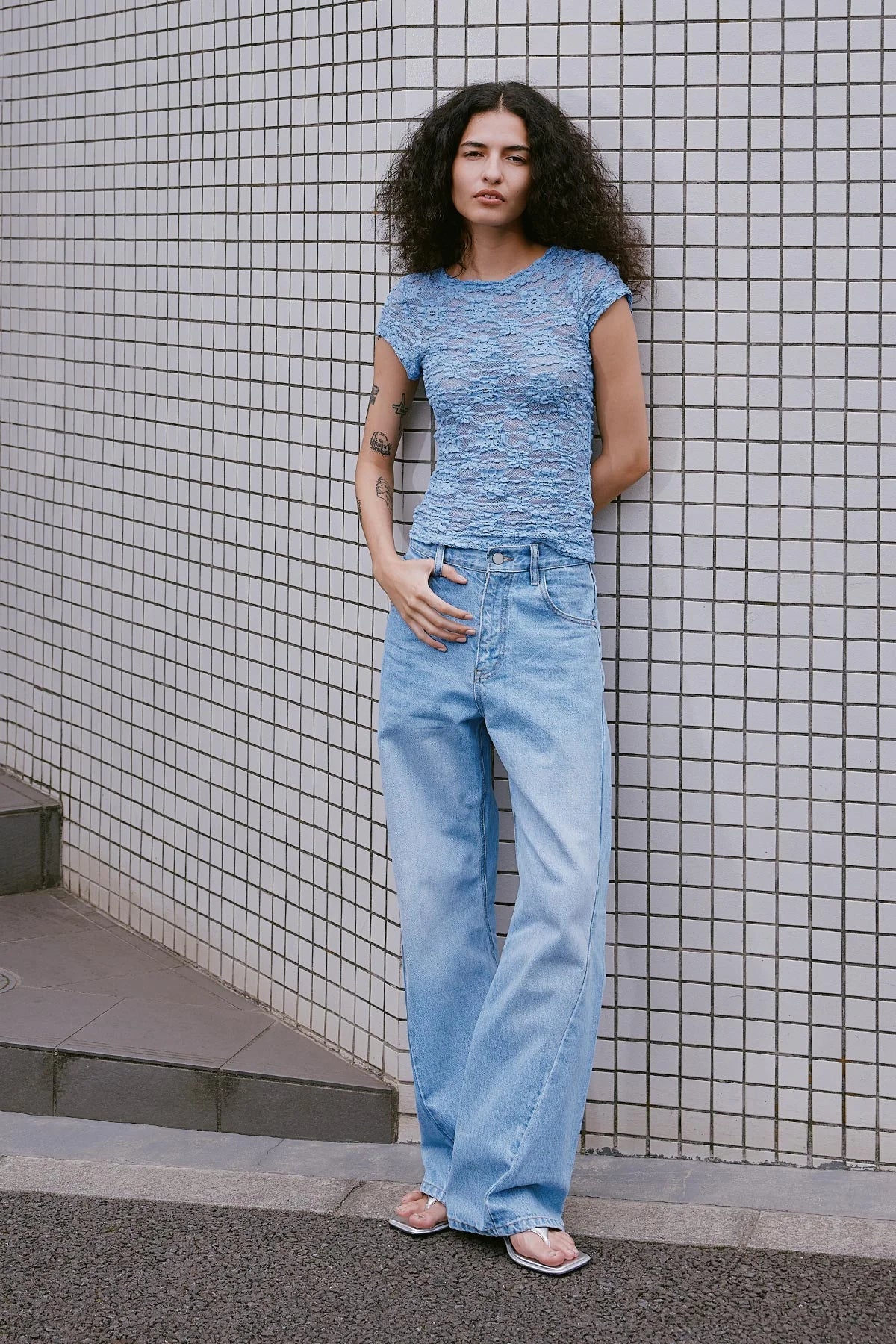 Rowie - Galo Sunflower Lace Tee - Periwinkle