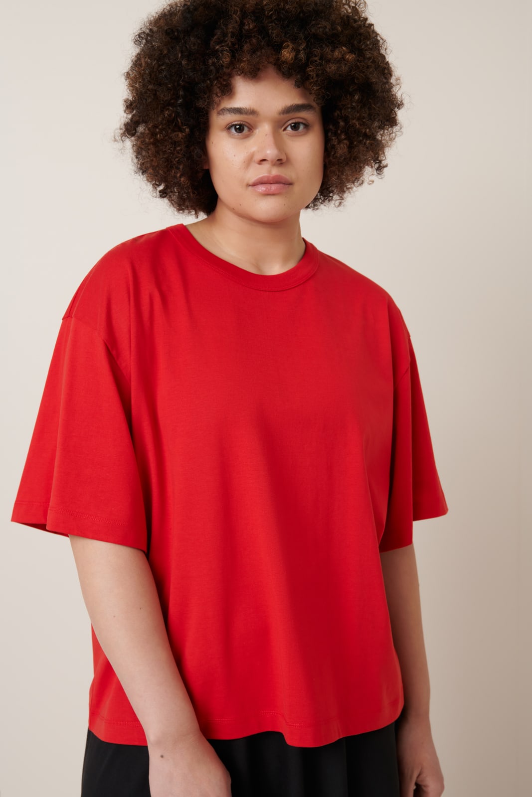 Kowtow - Shadow Tee - Red