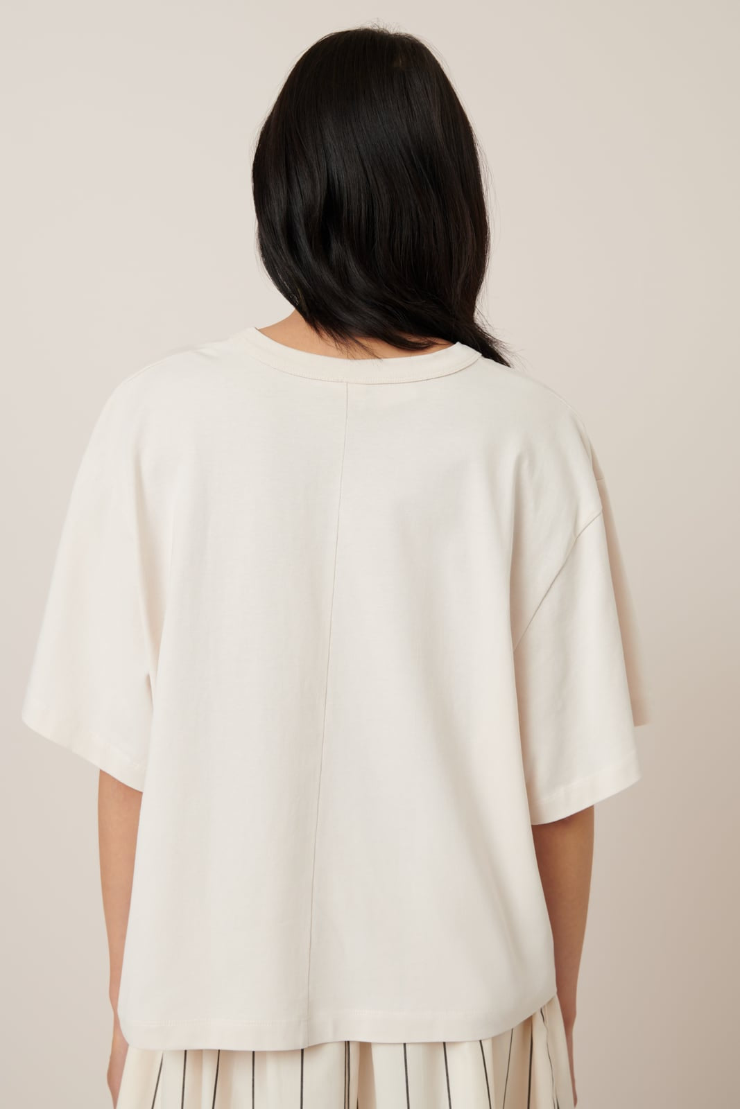 Kowtow - Shadow Tee - Whisper