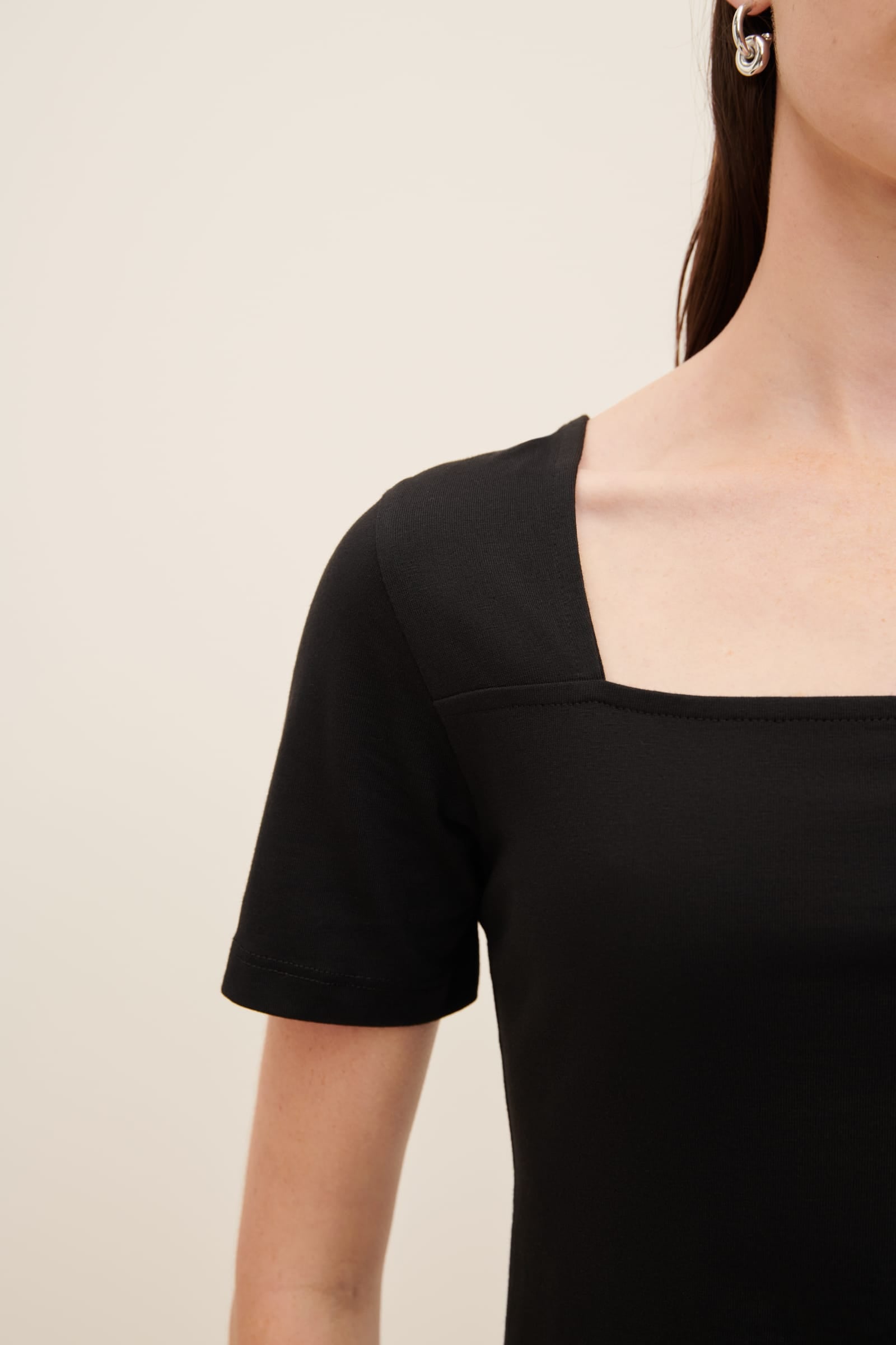 Kowtow - Square Neck Tee - Black