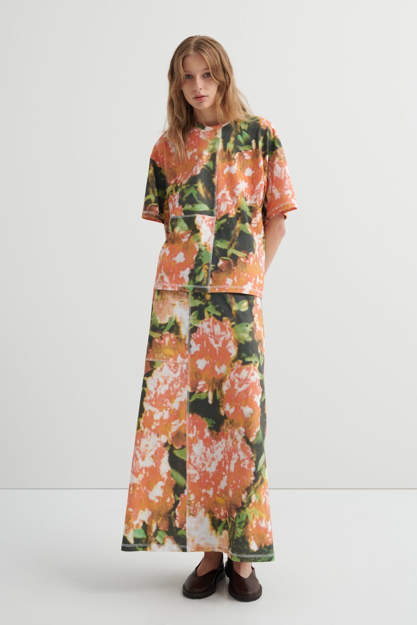 Kowtow - Montage Tee - Flower Book